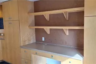 90 E Woodland, Pittsburgh, PA 15232 - Photo 15