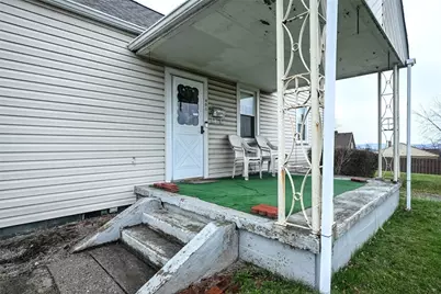 901 Gary Ave, Clairton, PA 15025 - Photo 11