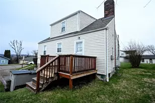 901 Gary Ave, Clairton, PA 15025 - Photo 3