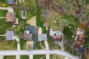 918 Willow Glen Dr, Bethel Park, PA 15102 - Photo 37