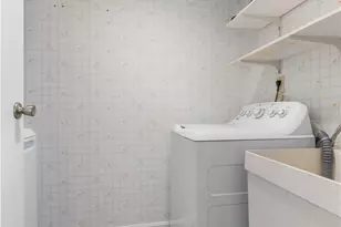 330 New World Dr, Jefferson Hills, PA 15025 - Photo 23