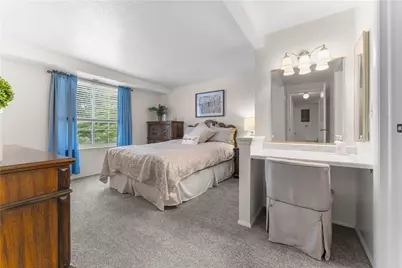 330 New World, Jefferson Hills, PA 15025 - Photo 9