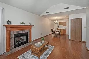 1252 Stanford Ct, Coraopolis, PA 15108 - Photo 5