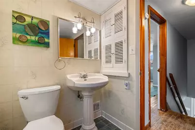 1908 Haywood St, Farrell, PA 16121 - Photo 15