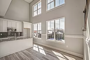 243 Lucca Ln, Pittsburgh, PA 15241 - Photo 9