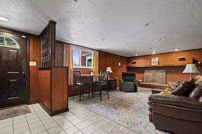 804 Redwood Dr, Cecil, PA 15057 - Photo 19