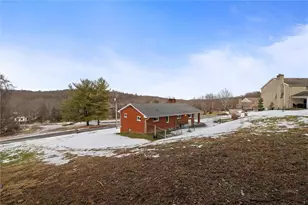 804 Redwood Dr, Cecil, PA 15057 - Photo 25