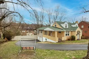 154 Orchard Dr, Pittsburgh, PA 15236 - Photo 35