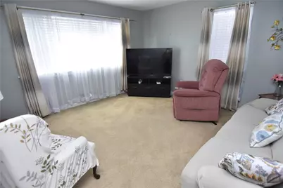 5601 Mifflin Rd, Pittsburgh, PA 15207 - Photo 11