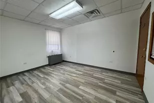 4101 Brownsville, Pittsburgh, PA 15227 - Photo 3