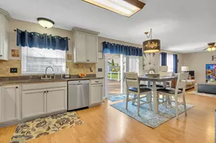 243 Edgewood Dr, Brighton Township, PA 15009 - Photo 9