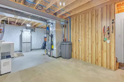 243 Edgewood Dr, Brighton Township, PA 15009 - Photo 27