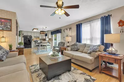 243 Edgewood Dr, Brighton Township, PA 15009 - Photo 13