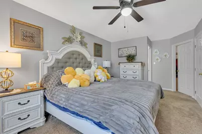 243 Edgewood Dr, Brighton Township, PA 15009 - Photo 17