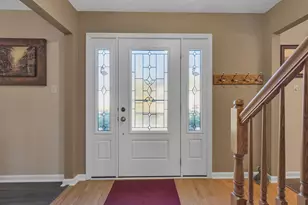 243 Edgewood Dr, Brighton Township, PA 15009 - Photo 3