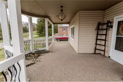 601 E Washington Ave, Connellsville, PA 15425 - Photo 9
