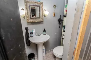 601 E Washington Ave, Connellsville, PA 15425 - Photo 21