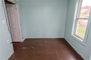 601 E Washington Ave, Connellsville, PA 15425 - Photo 27