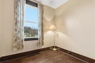 2375 E Beckert Ave, Pittsburgh, PA 15212 - Photo 23