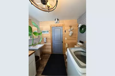 1576 E Laurel Circle, Mount Pleasant Township, PA 15666 - Photo 21