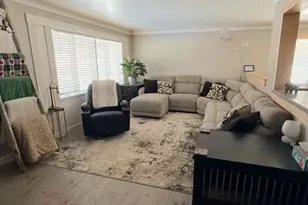 1576 E Laurel Cir, Mount Pleasant Township, PA 15666 - Photo 11