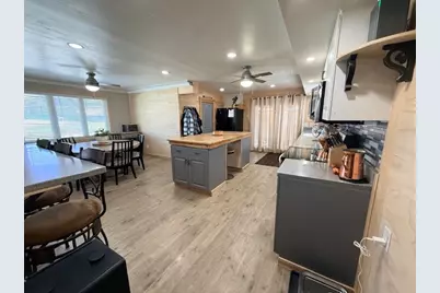 1576 E Laurel Circle, Mount Pleasant Township, PA 15666 - Photo 19