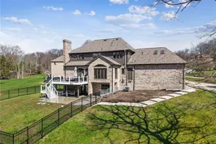 421 Lenox Ct, Richland, PA 15044 - Photo 3