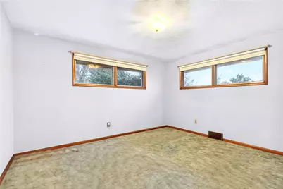 400 Ridge Ave, Monessen, PA 15062 - Photo 23