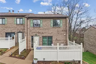 300 Williamsburg Ln, Murrysville, PA 15632 - Photo 1