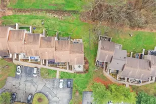 300 Williamsburg Ln, Murrysville, PA 15632 - Photo 37