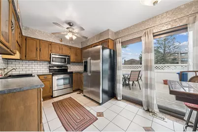 300 Williamsburg Ln, Murrysville, PA 15632 - Photo 7