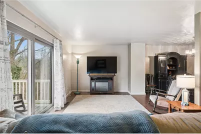 300 Williamsburg Ln, Murrysville, PA 15632 - Photo 15