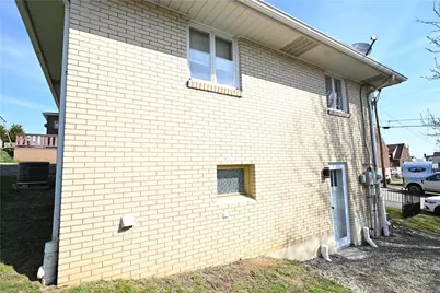 1055 Dennis Avenue, Monessen, PA 15062 - Photo 31
