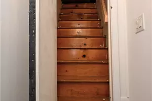 1055 Dennis Ave, Monessen, PA 15062 - Photo 11