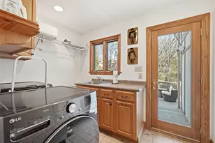 185 Inglewood Dr, Pittsburgh, PA 15228 - Photo 19