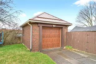 814 Liberty St, Duquesne, PA 15110 - Photo 37