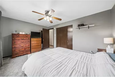 125 Glenhurst Dr, Verona, PA 15147 - Photo 17