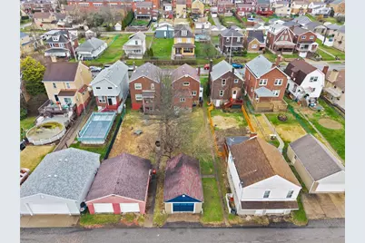 228 W Marigold St, Munhall, PA 15120 - Photo 31