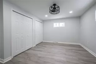 665 Allison Hollow Rd, Chartiers, PA 15301 - Photo 9