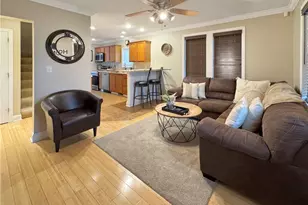 216 E Edgewood Ave, New Castle, PA 16105 - Photo 7