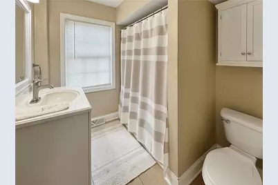 216 E Edgewood Ave, New Castle, PA 16105 - Photo 17