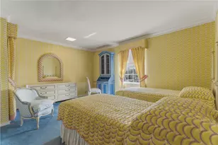 126 W Lyndhrust Dr, Pittsburgh, PA 15206 - Photo 25