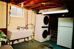 180 Rosemont Dr, Moon/Crescent Twp, PA 15108 - Photo 29