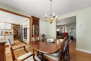 110 Stuart St, Bethel Park, PA 15102 - Photo 9