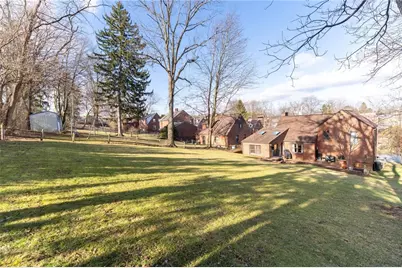 110 Stuart St, Bethel Park, PA 15102 - Photo 27