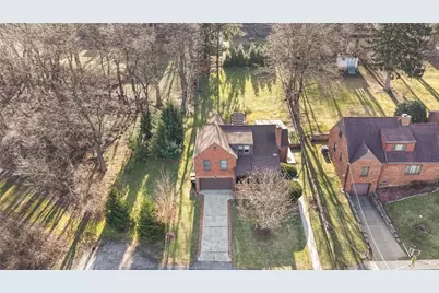 110 Stuart St, Bethel Park, PA 15102 - Photo 3