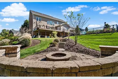 204 Durrow Ct, Pine Township, PA 16046 - Photo 13