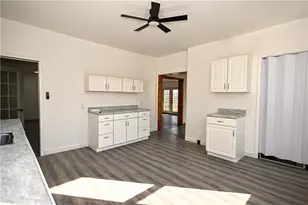 42 Kennedy Rd, New Eagle, PA 15067 - Photo 5