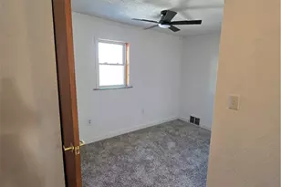 42 Kennedy Rd, New Eagle, PA 15067 - Photo 23