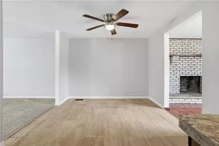 3143 New Hampshire Dr, Lower Burrell, PA 15068 - Photo 9